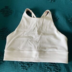 Lululemon Energy Bra - High Neck Longline Ribbed in white size 10